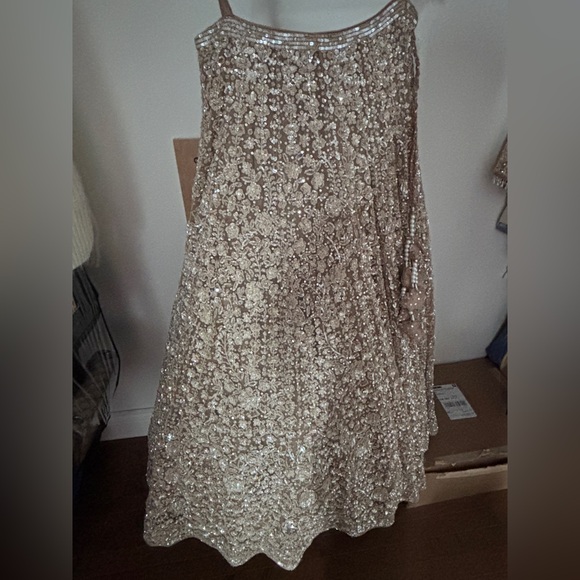 It’s indien lehegas for the party’s.
I wear one time. - Picture 6 of 13